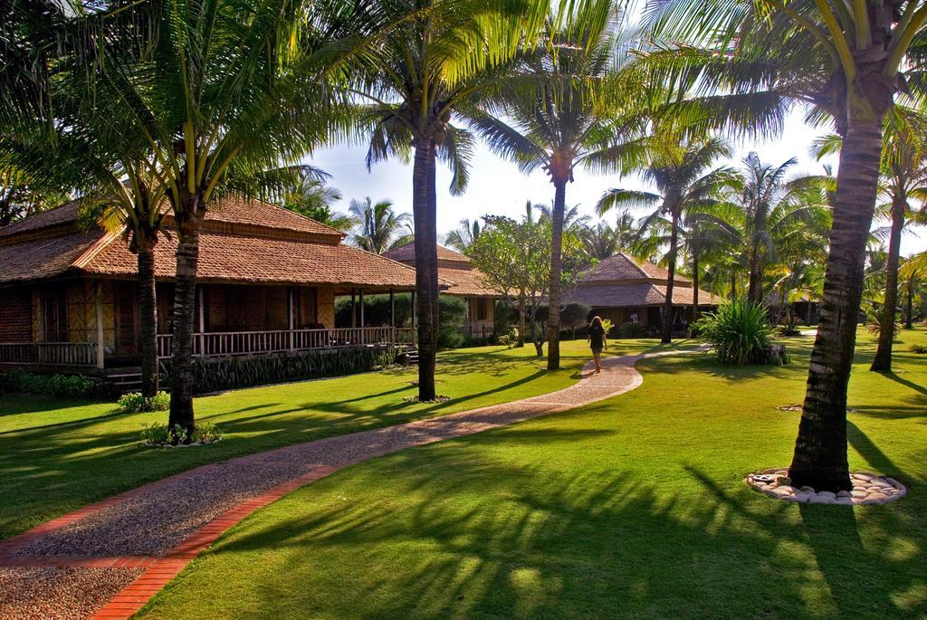 Sunny Paradise Resort Ngwesaung Bagian luar foto