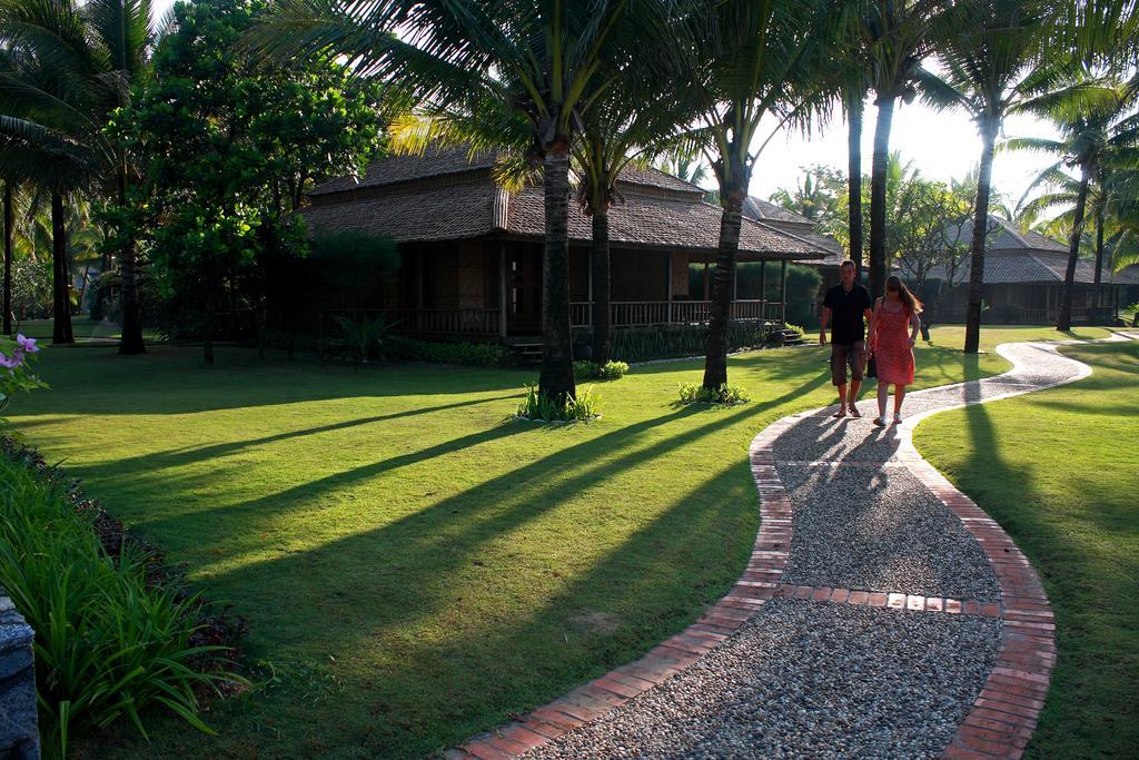 Sunny Paradise Resort Ngwesaung Bagian luar foto